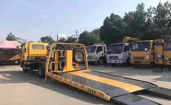 迪庆藏族自治州汽车中途维修案例